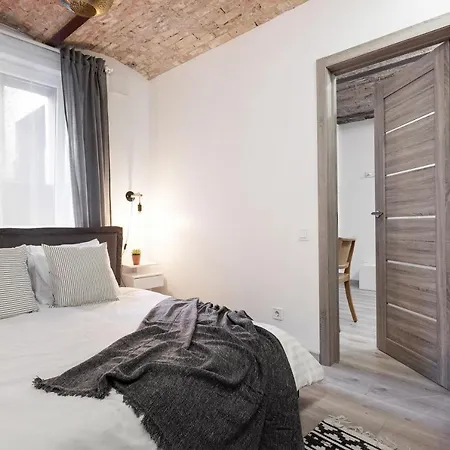Boutiq - - Bruninieku Apartment *