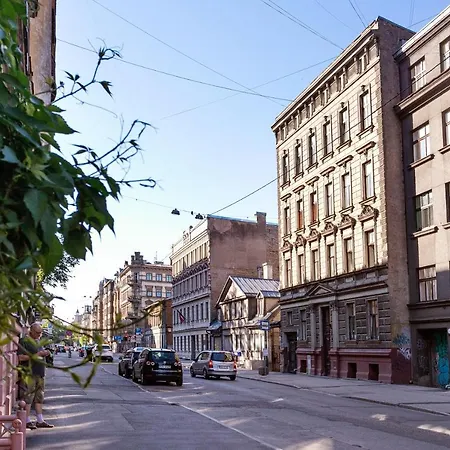 Boutiq - - Bruninieku * Riga