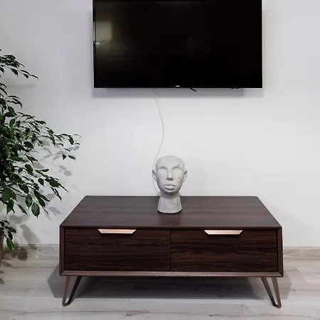 Boutiq - - Bruninieku Dzīvoklis *